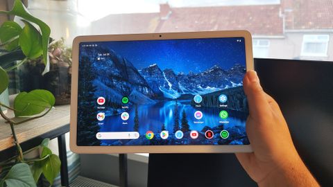 Google Pixel Tablet in hand image 