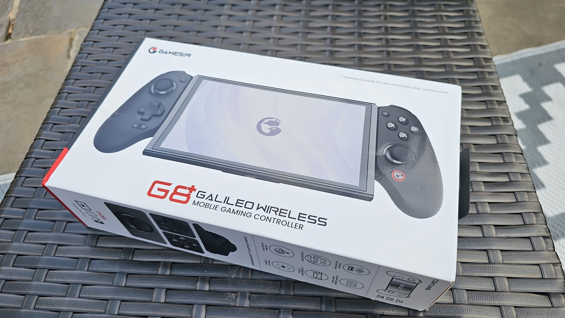 The GameSir G8 Galileo Plus controller is a solid choice for Xbox Cloud Gaming, and it even fits folding phones