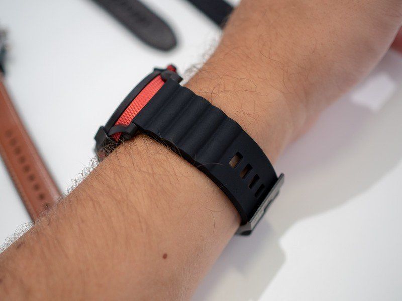 Diesel Full Guard 2.5 smartwatch