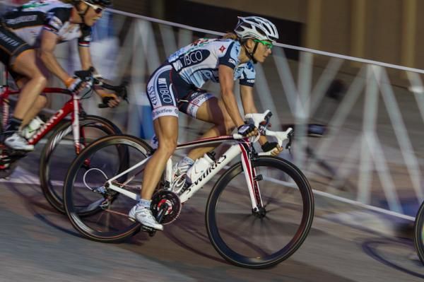 Lauren Hall (TIBCO) takes a corner before setting up of the sprint.