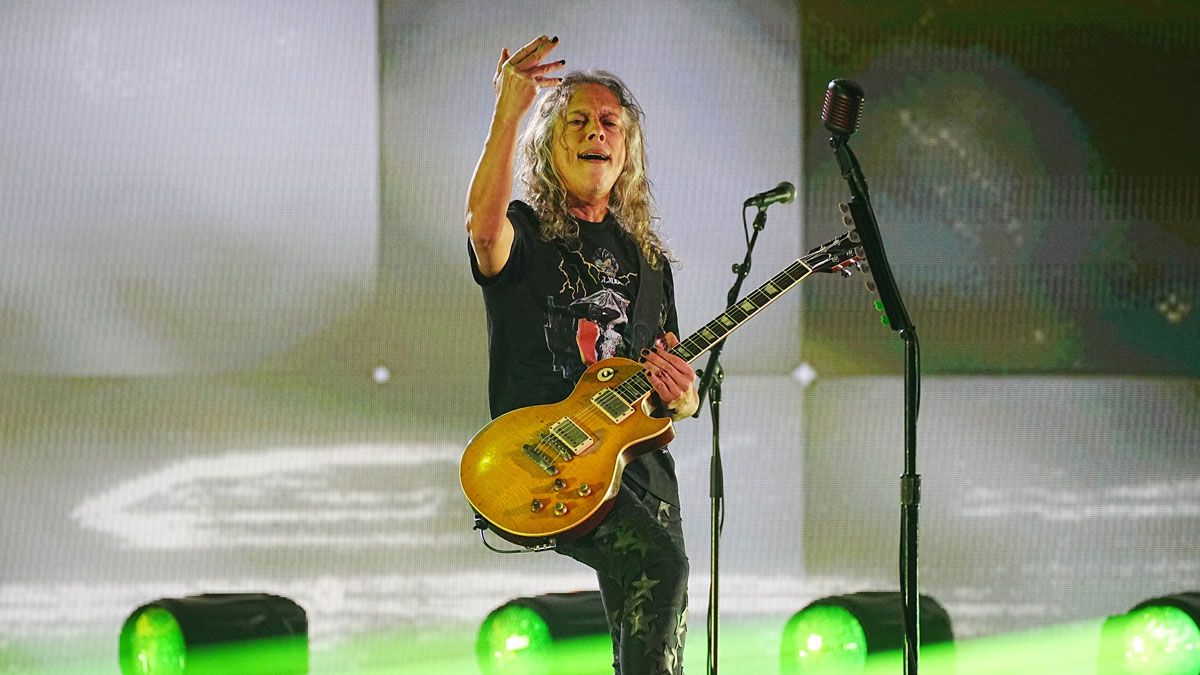 Kirk Hammett of Metallica performs onstage as Metallica Presents: The Helping Hands Concert (Paramount+) at Microsoft Theater on December 16, 2022 in Los Angeles, California.