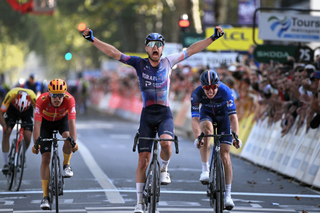 Riley Sheehan wins Paris-Tours in reduced-group sprint