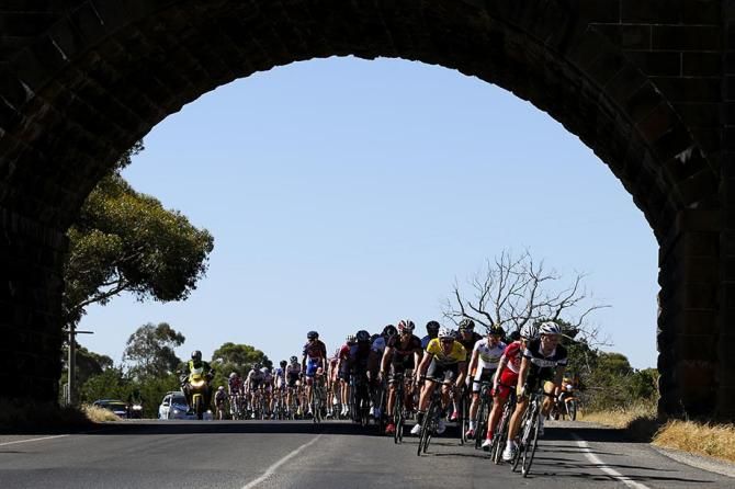 Can the peloton bridge the gap.