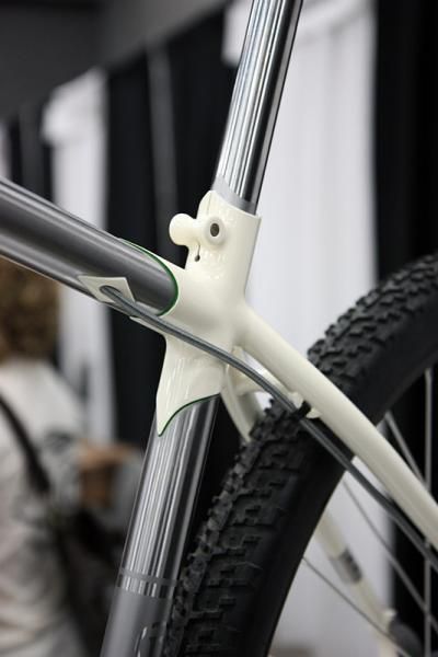 The seat cluster on this Rosene uses a combination of lugged and fillet brazed construction.