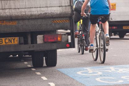 cycling, commuting, lorry, traffic, road