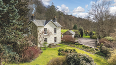 Powys: Pontsioni, Aberedw