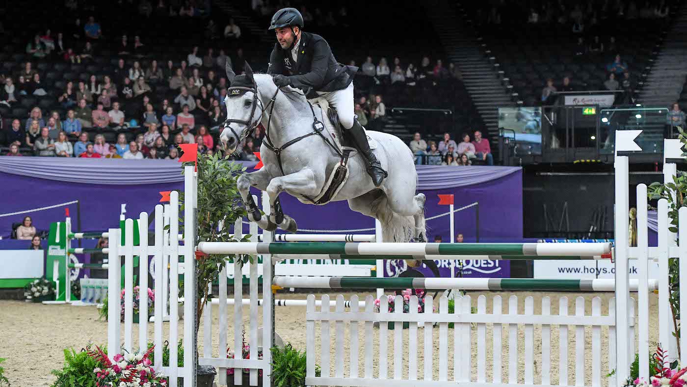 HOYS 10 10 21