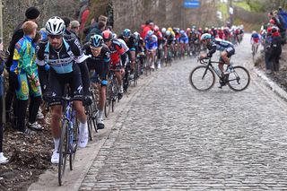 Tom Boonen tests himself on the Taaienberg in the 2015 Omloop Het Nieuwsblad.