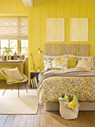 Yellow room - - monochromatic color schemes