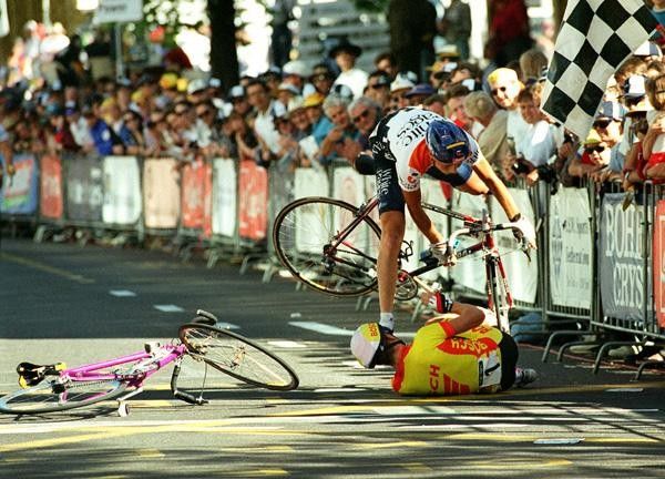Jan Ullrich crashing out