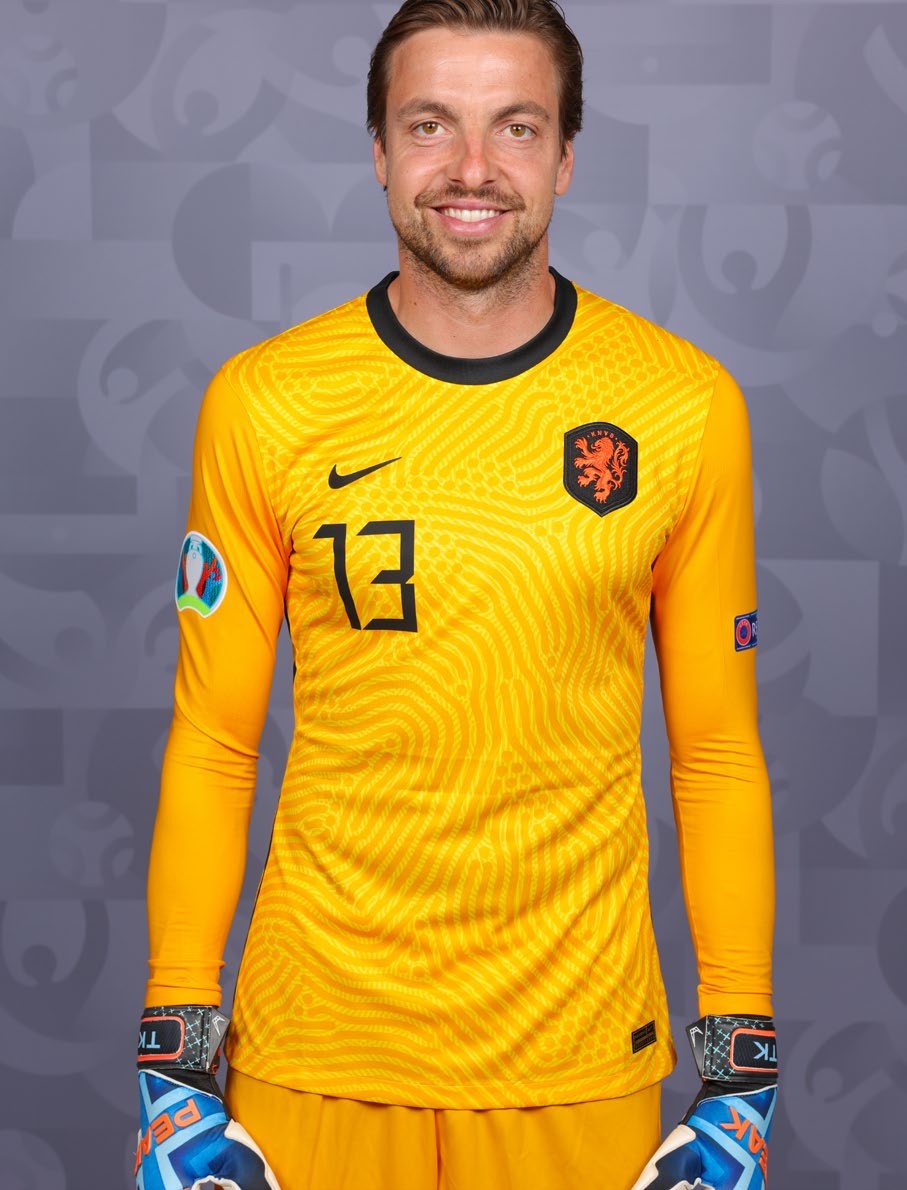 FFT382.perfect_xi.gettyimages_1322833472_rt