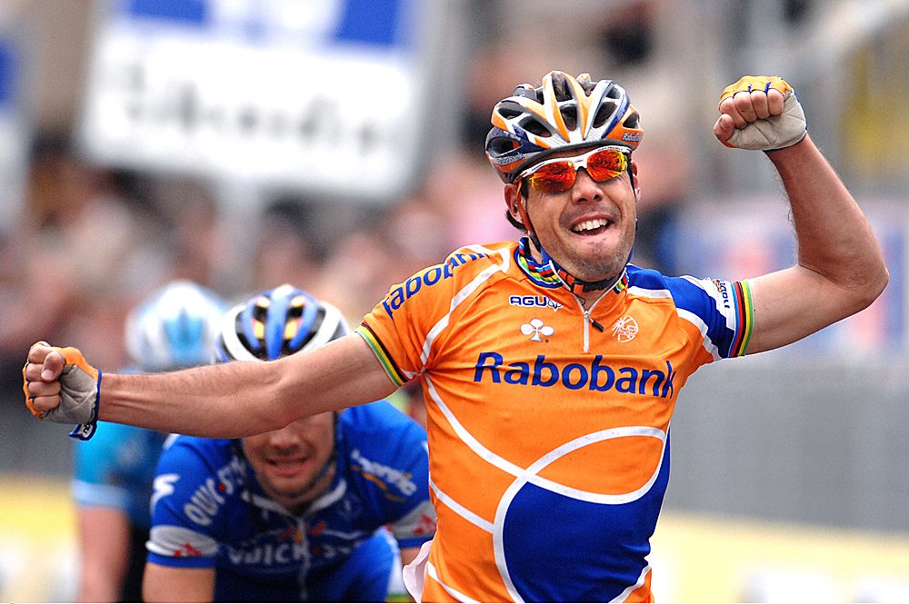 Oscar Freire (Rabobank) won the last Via Roma edition of Milan-Sanremo in 2007