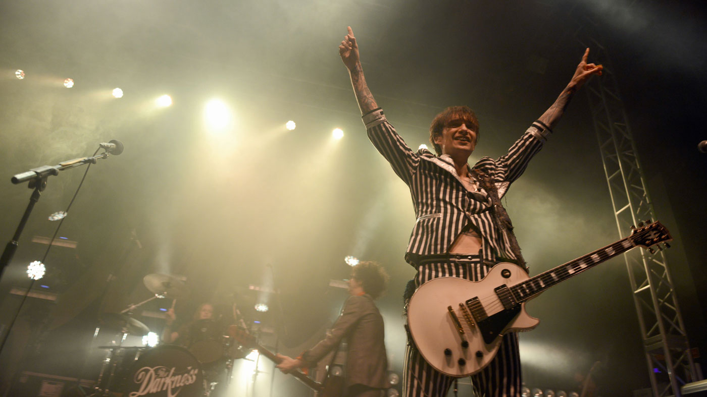 2. Justin Hawkins - Giraffe
