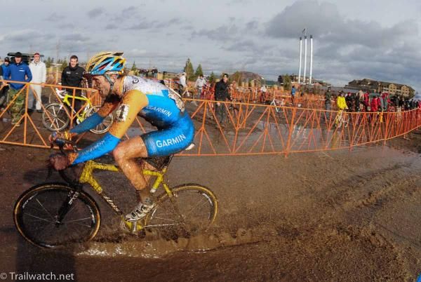 Daniel Summerhill (Garmin-Transitions/Team Holowesko Partners) on his way to victory.