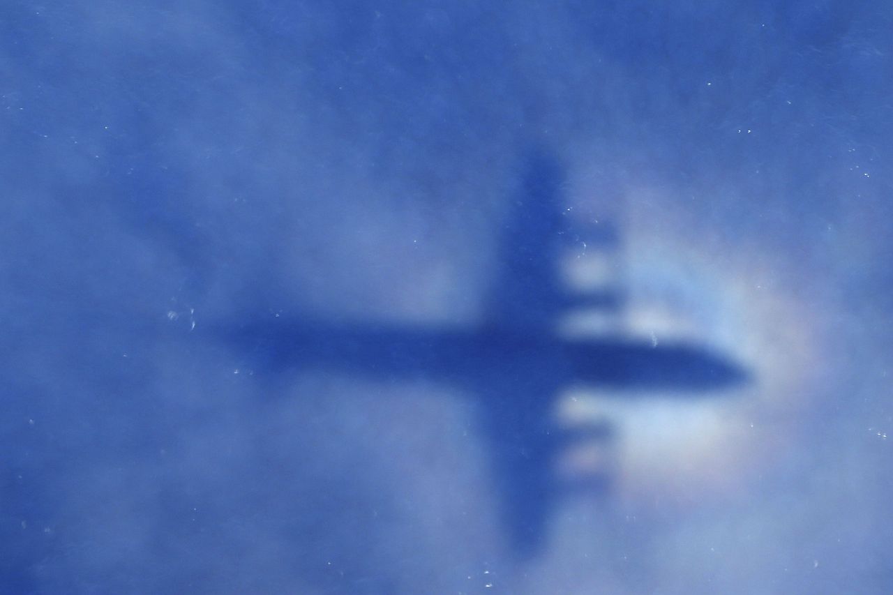 150311_mh370_search.jpg