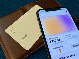 Lory Gil's Apple Card and Wallet app