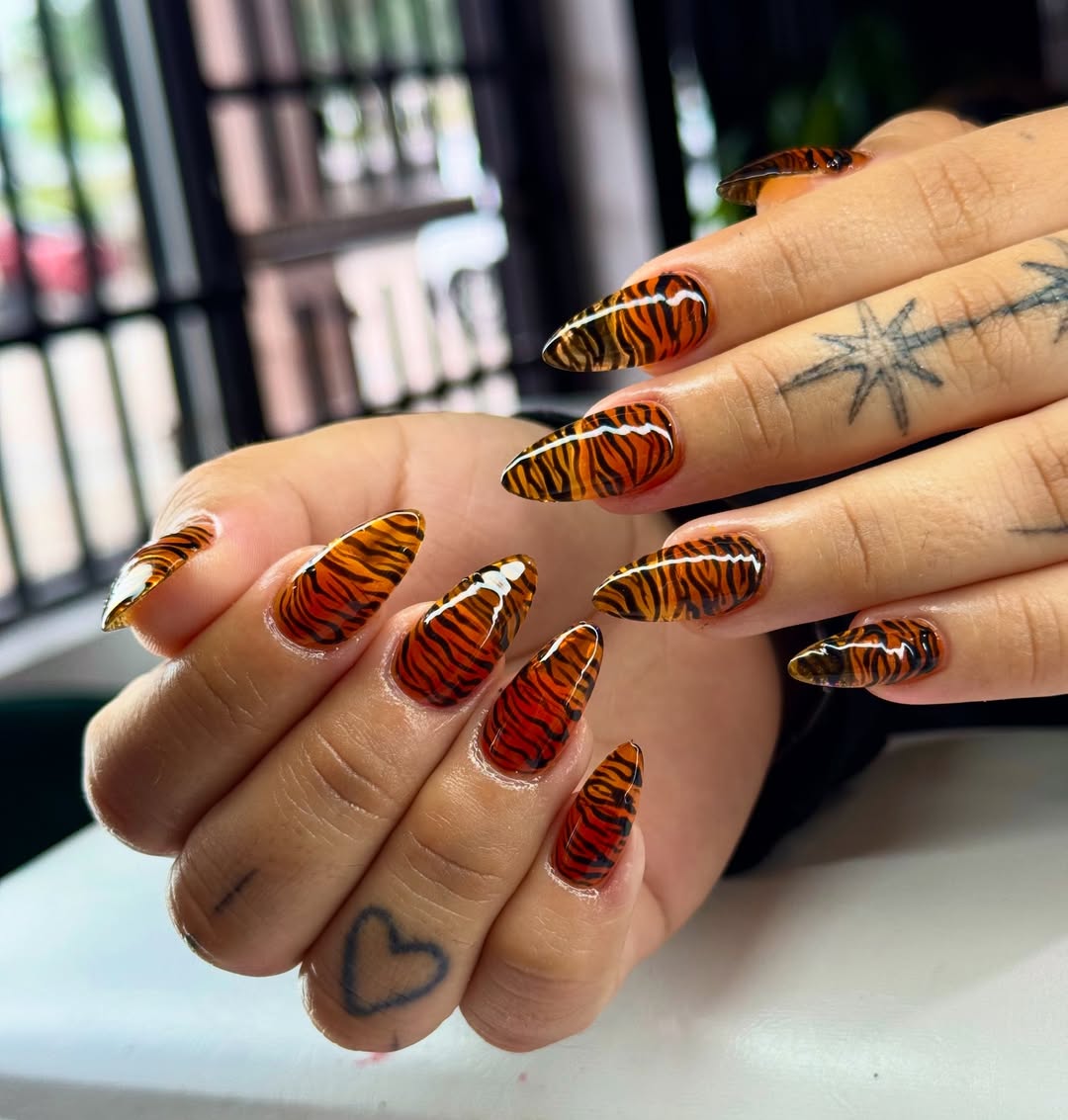 tiger jelly nails