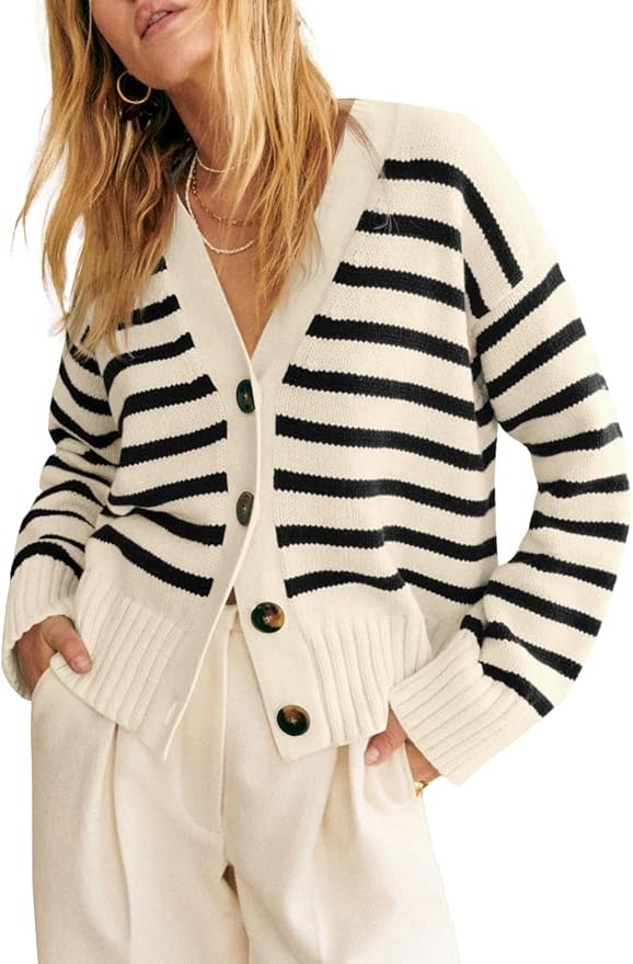 Saodimallsu, Striped Cardigan