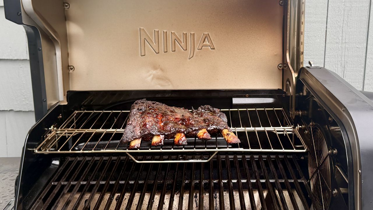 Beef ribs smoked on Ninja FlexFlame