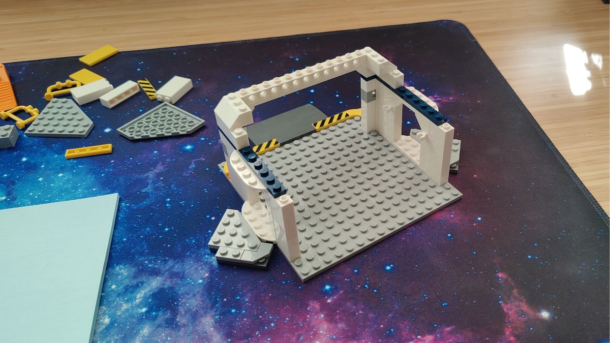 Lego Lunar Research Base