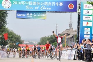David Tanner (Fly V Australia) won stage two at the Tour of China.