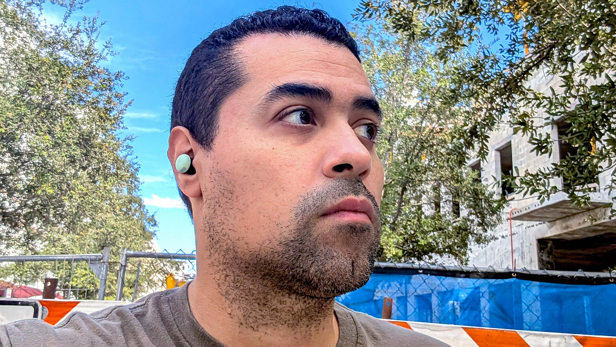 Google Pixel Buds 2 Pro in ear