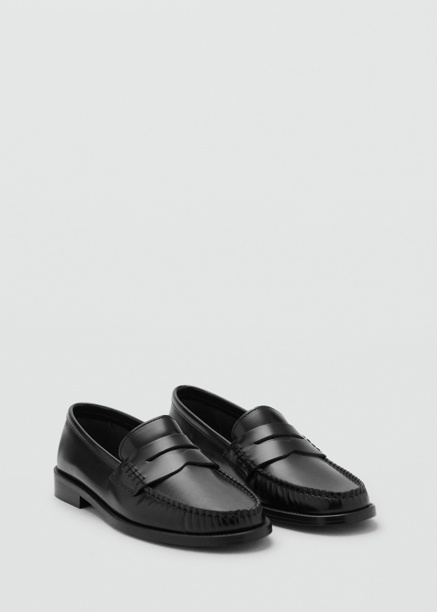 Gathered Leather Moccasin - Women | Mango United Kingdom
