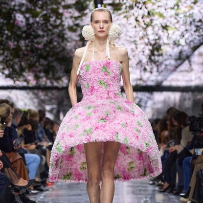 a model on the runway at jonathan anderson's dior 2026 haute couture show