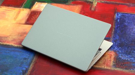 ASUS ZenBook 14 Snapdragon