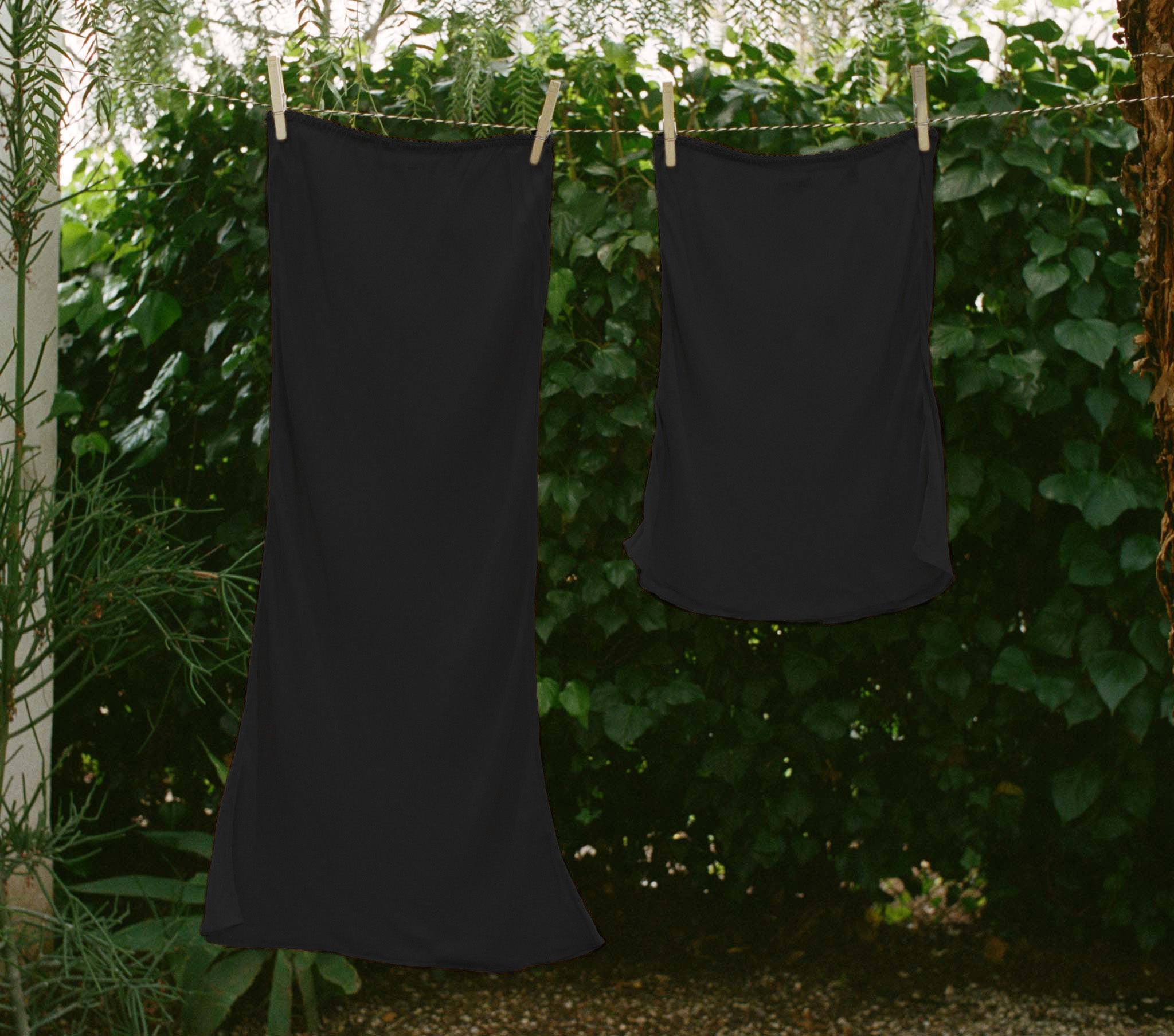 Long Skirt Slip -- Black