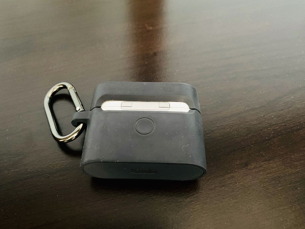 Spigen Classic Shuffle Back
