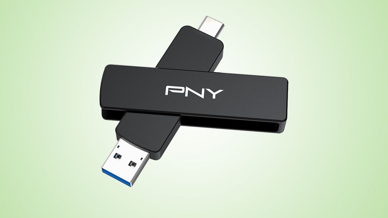 PNY DUO LINK V3 Flash Drive against green background.