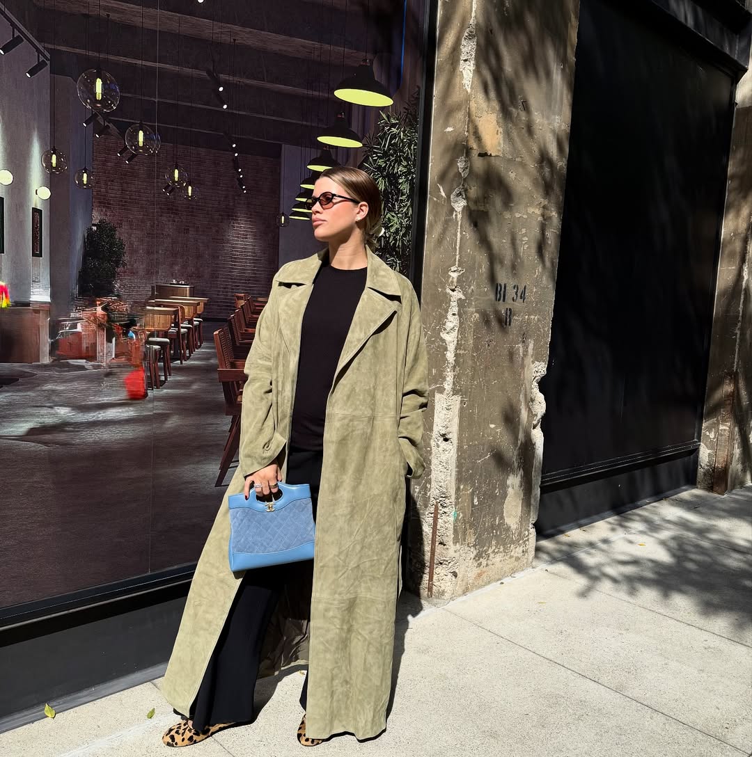 Celebrity 2026 fashion trends: Sofia wearing animal print flats