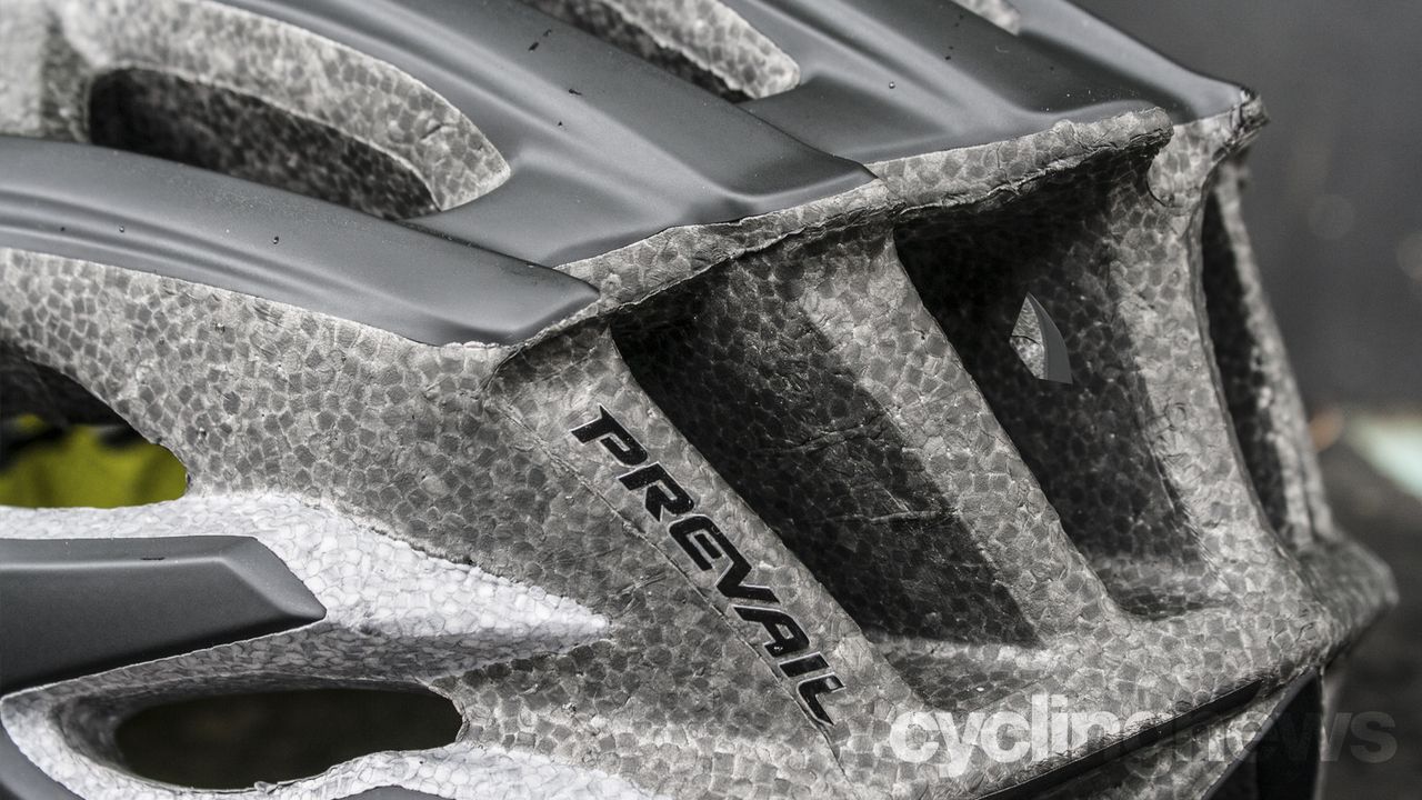 Specialized S-Works Prevail II with ANGi helmet