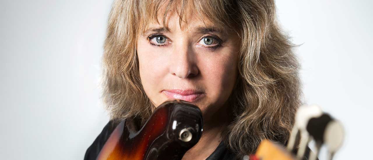 Suzi Quatro headshot