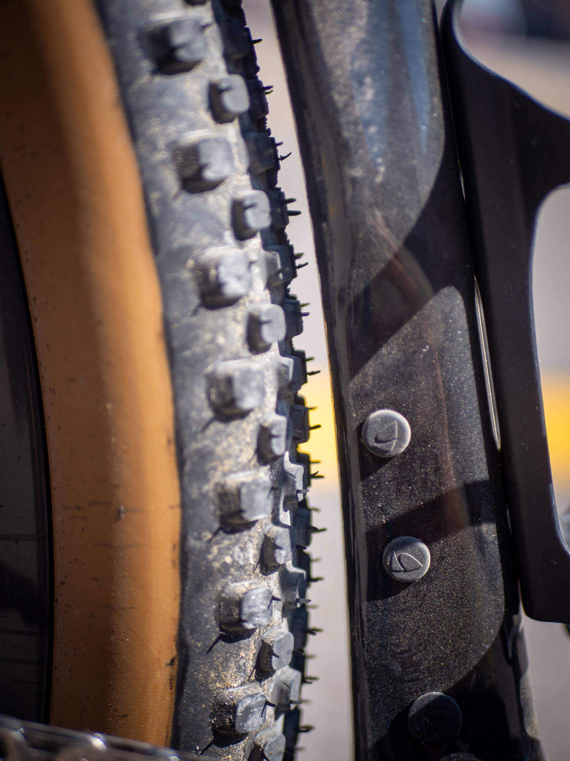 Factor Aluto gravel bike