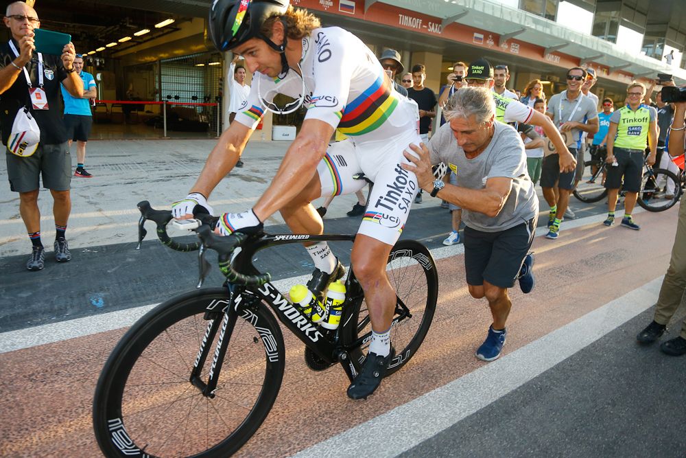 Peter Sagan has some fun during the final stage in Abu Dhabi with a 'dramatic' pit stop