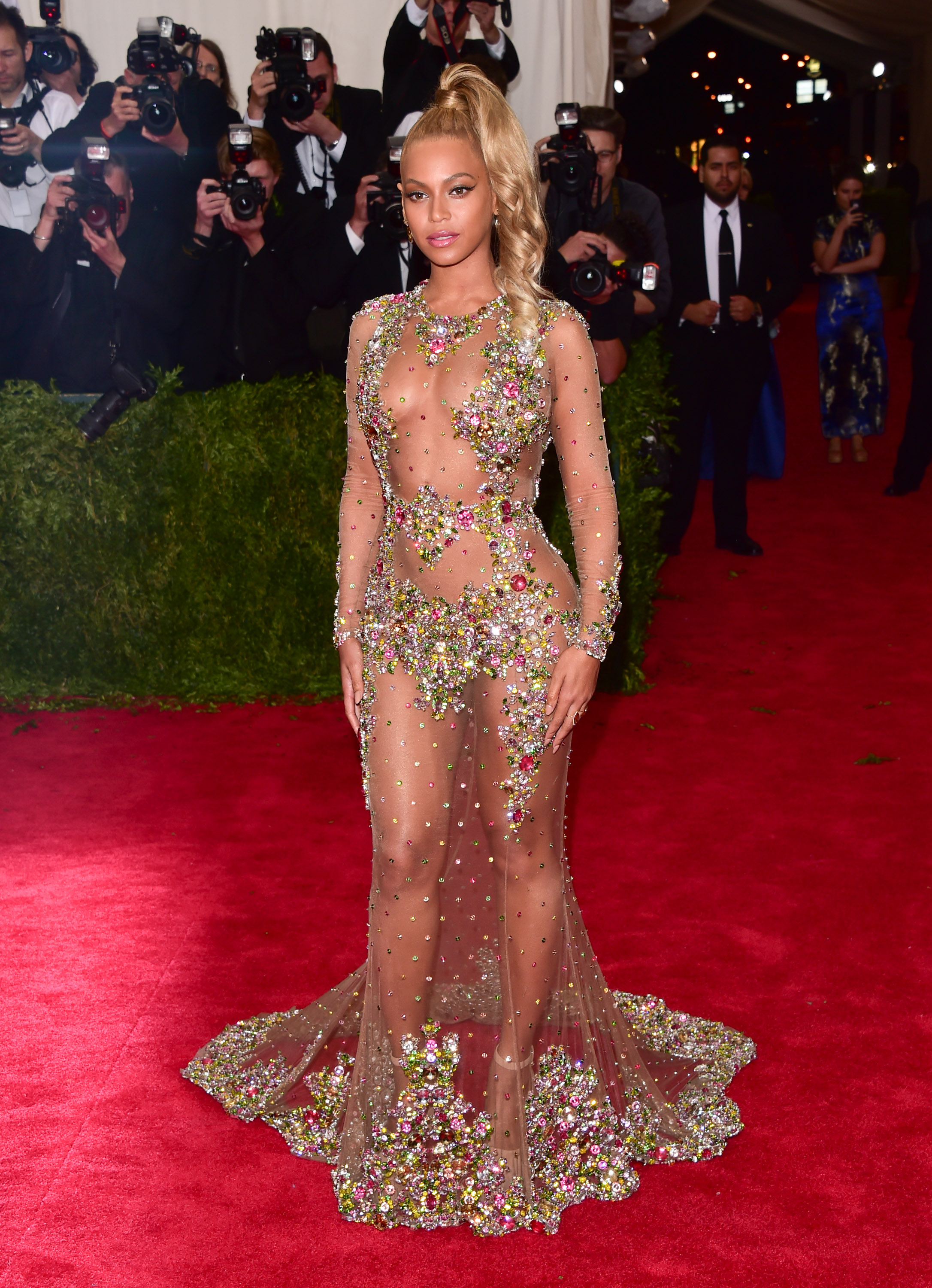 Beyonc&amp;eacute; wore a sheer naked dress at the Met Gala 2015