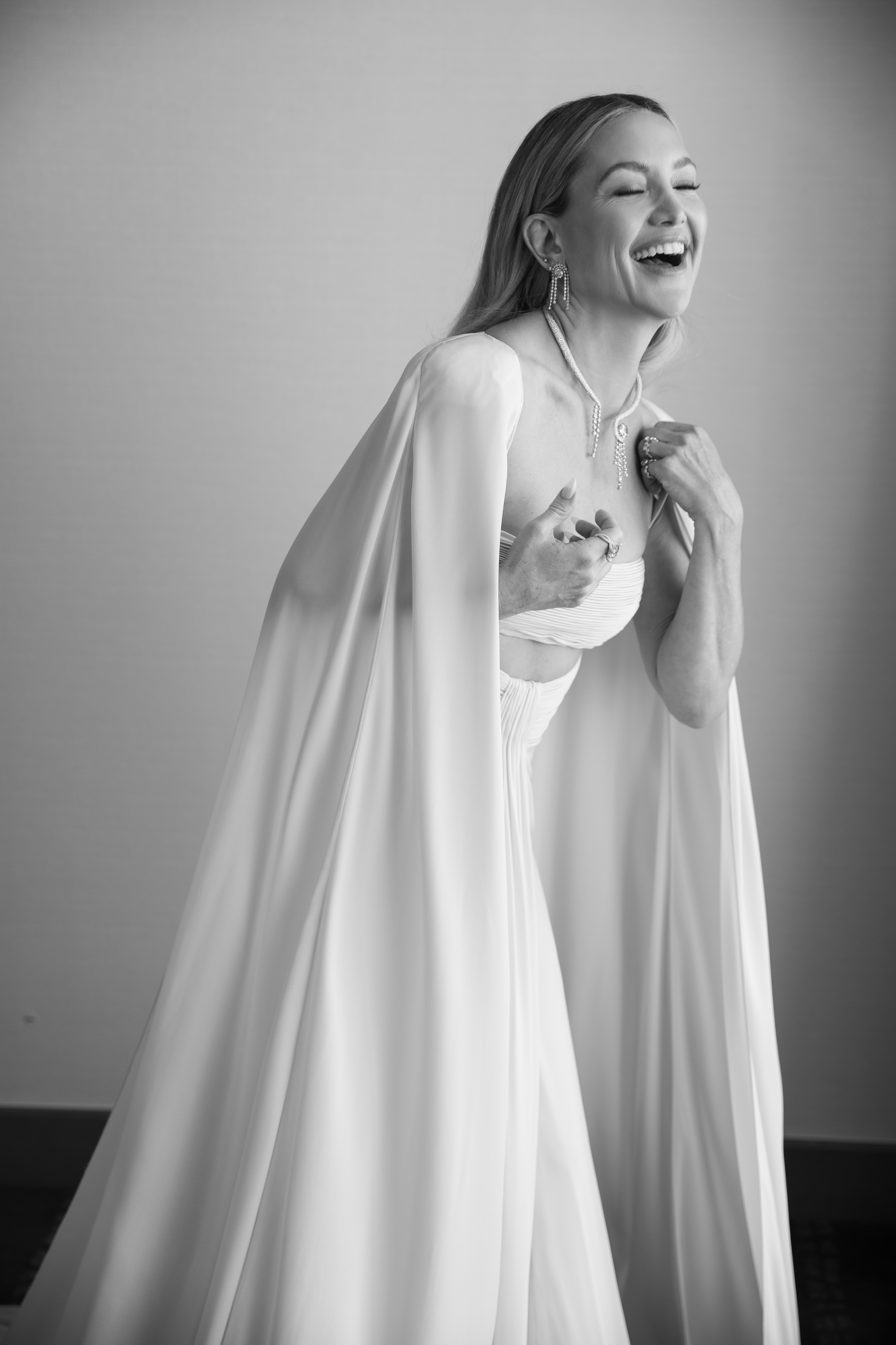 Kate Hudson wore custom Emily P. Wheeler diamond jewelry to the 2026 Actor Awards