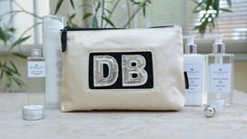 Cosmetic bag apatchy
