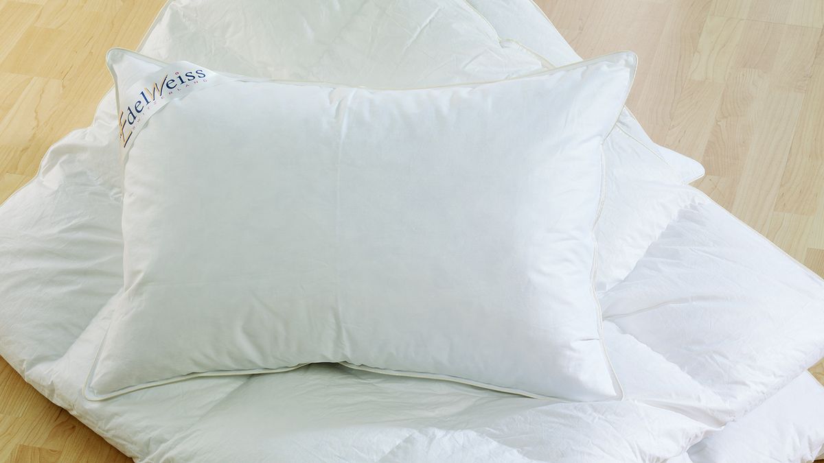 Cuddledown Edelweiss Hungarian Goose Down pillow review Woman & Home