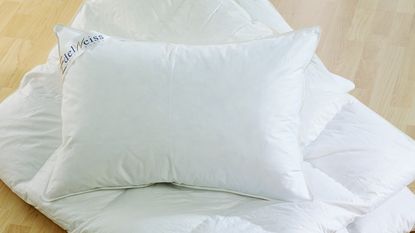 Cuddledown Edelweiss Hungarian Goose Down Pillow