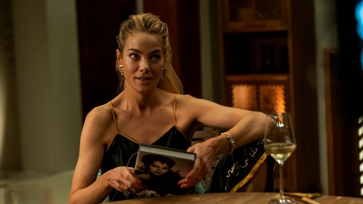 Michelle Monaghan as Jaclyn in The White Lotus season 3