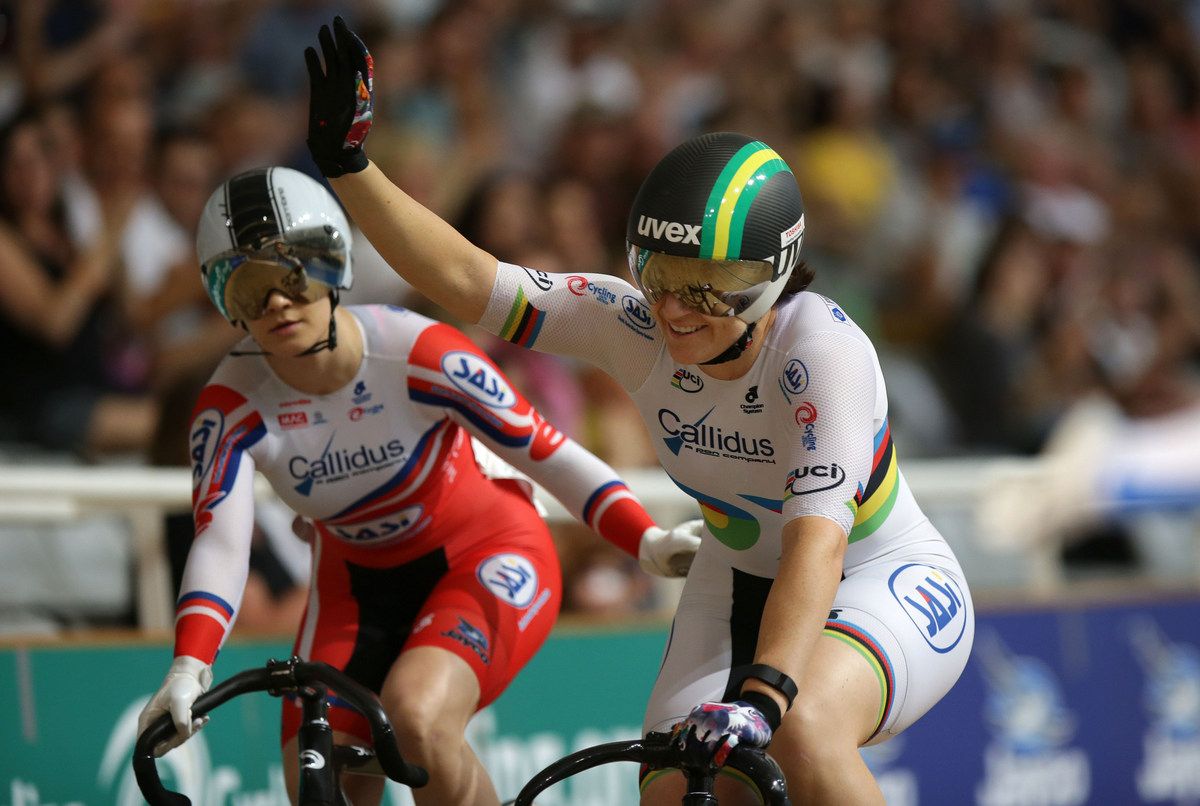 Anna Meares celebrates winning the women's Keirin