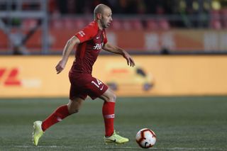 Javier Mascherano in action for Hebei China Fortune vs Guangzhou Evergrande in November 2019.