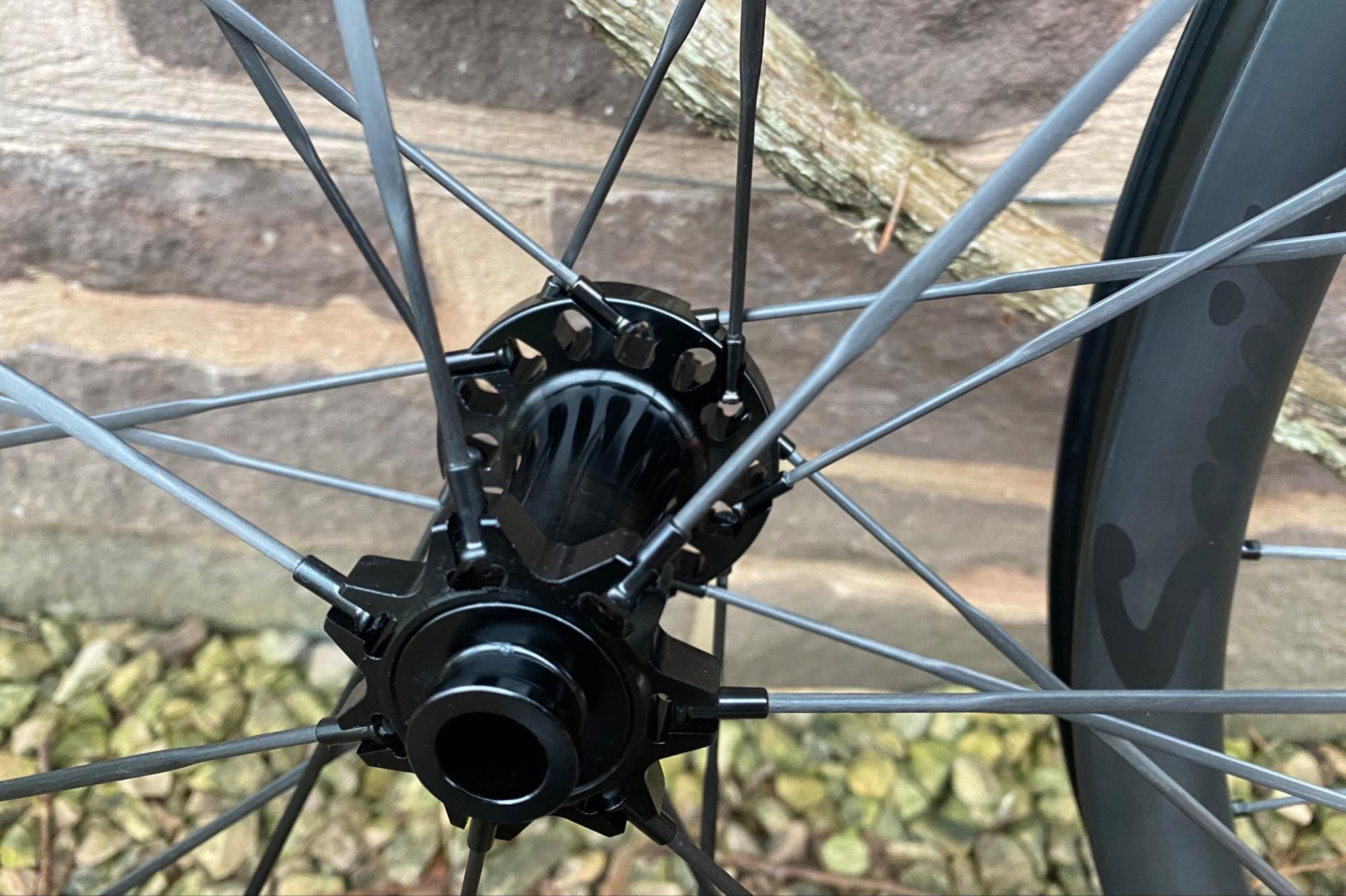 Image shows the Scribe Élan Wide+ 32-D Wheelset