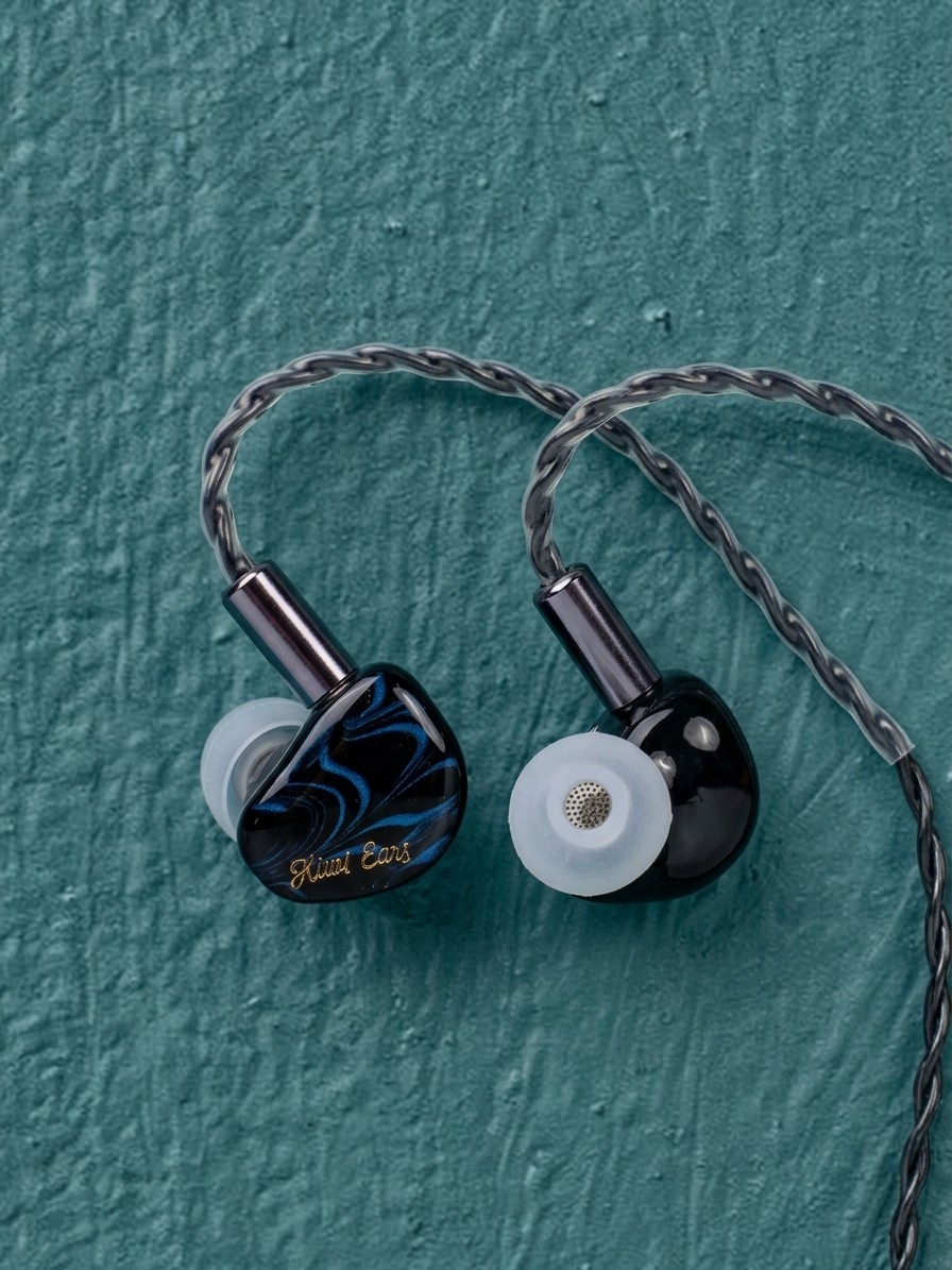 A selection of discounted IEMs from retailer Linsoul.