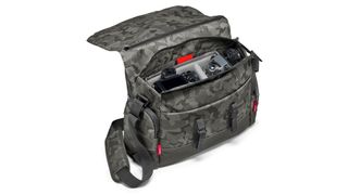The Noreg Messenger-30 has a removable camera insert which works as a separate, smaller camera bag.