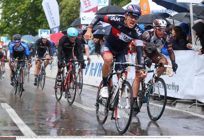 Heinrich Haussler pumps the air