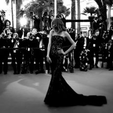 Event, Style, Dress, Formal wear, Monochrome, Gown, Fashion, Monochrome photography, Crowd, Black-and-white, 